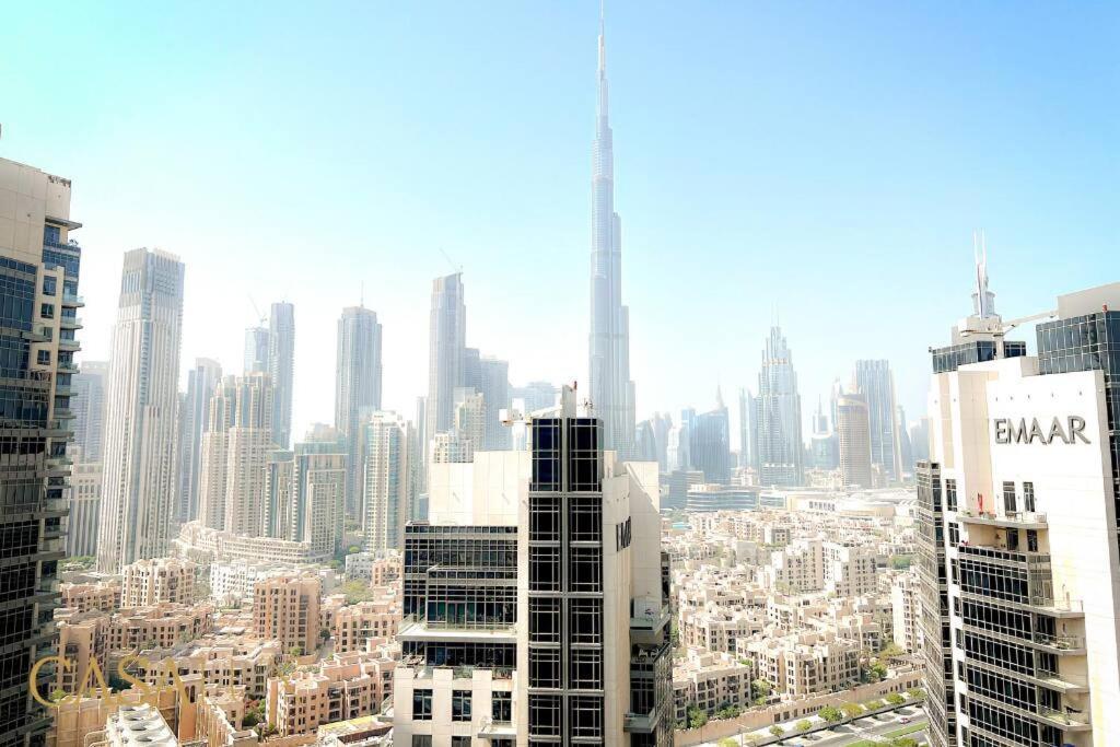 Lovely Big Studio W/ Burj Khalifa View In Downtown Dubaj Kültér fotó