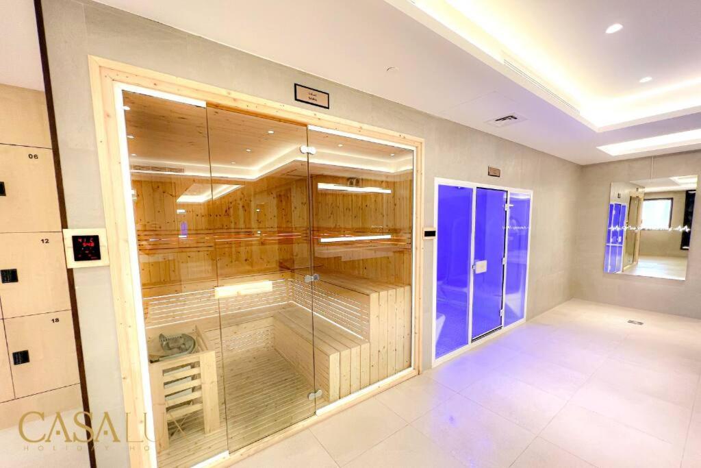 Lovely Big Studio W/ Burj Khalifa View In Downtown Dubaj Kültér fotó