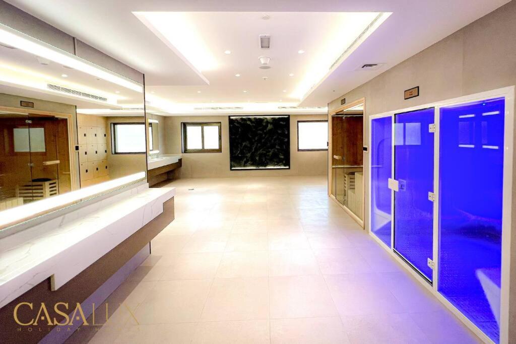 Lovely Big Studio W/ Burj Khalifa View In Downtown Dubaj Kültér fotó