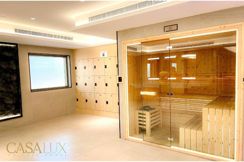 Lovely Big Studio W/ Burj Khalifa View In Downtown Dubaj Kültér fotó